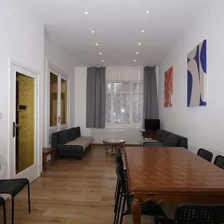 St Thomas House Holiday home